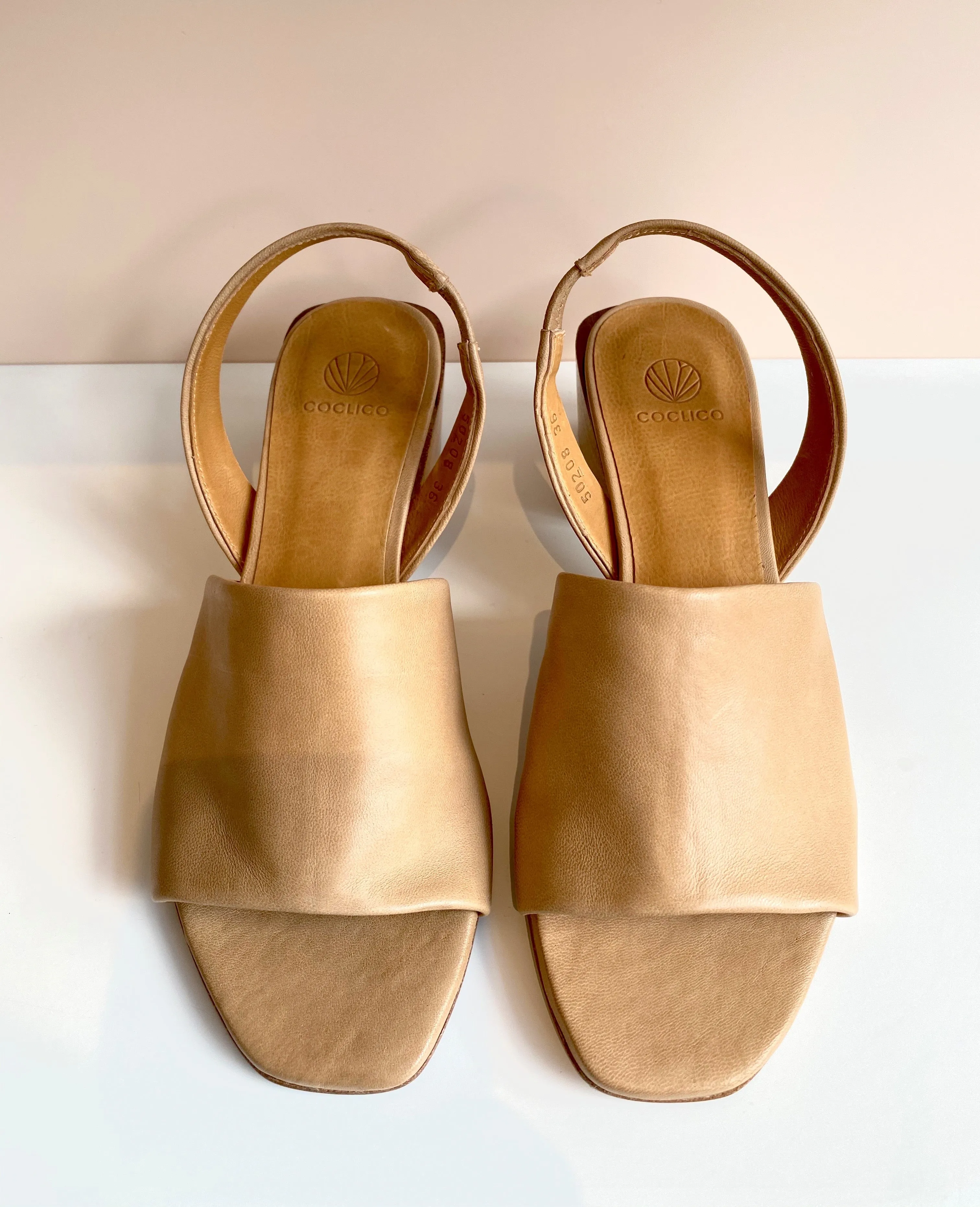 Okolo Sandal