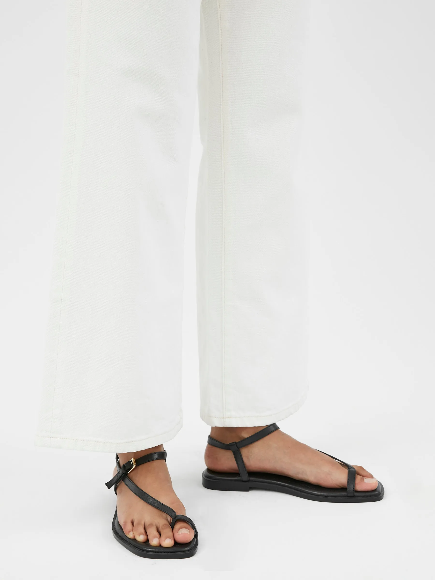 Pae Sandal