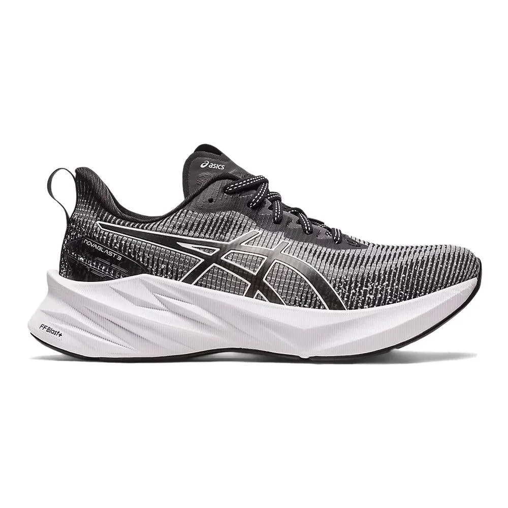 Women's Asics Novablast 3 LE, White/Black, 5.5 B Medium